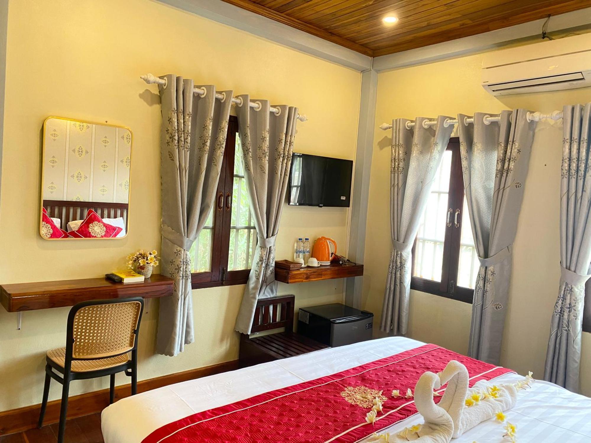 Golden Sun Boutique Hotel Luang Prabang Exterior photo