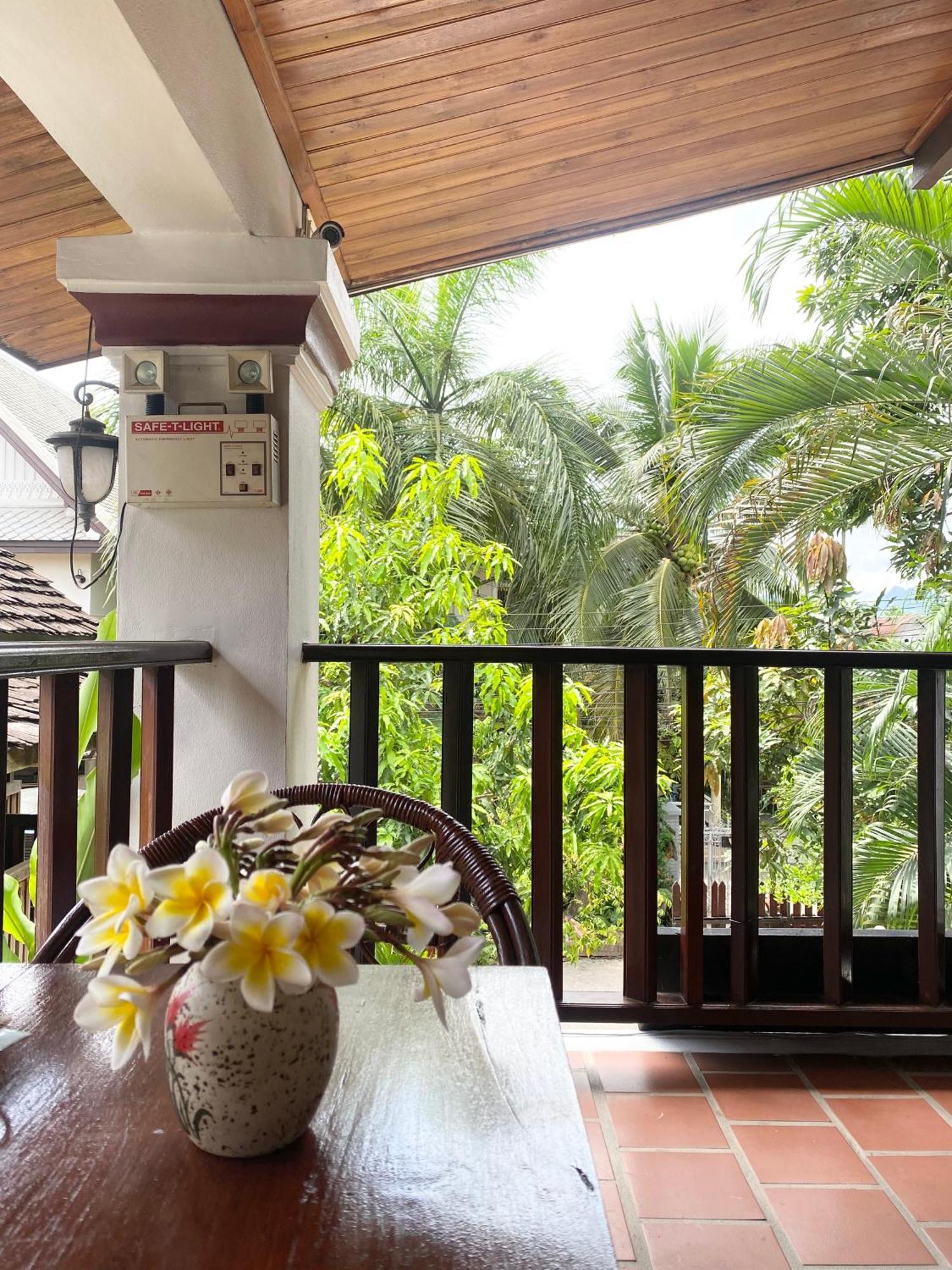 Golden Sun Boutique Hotel Luang Prabang Exterior photo