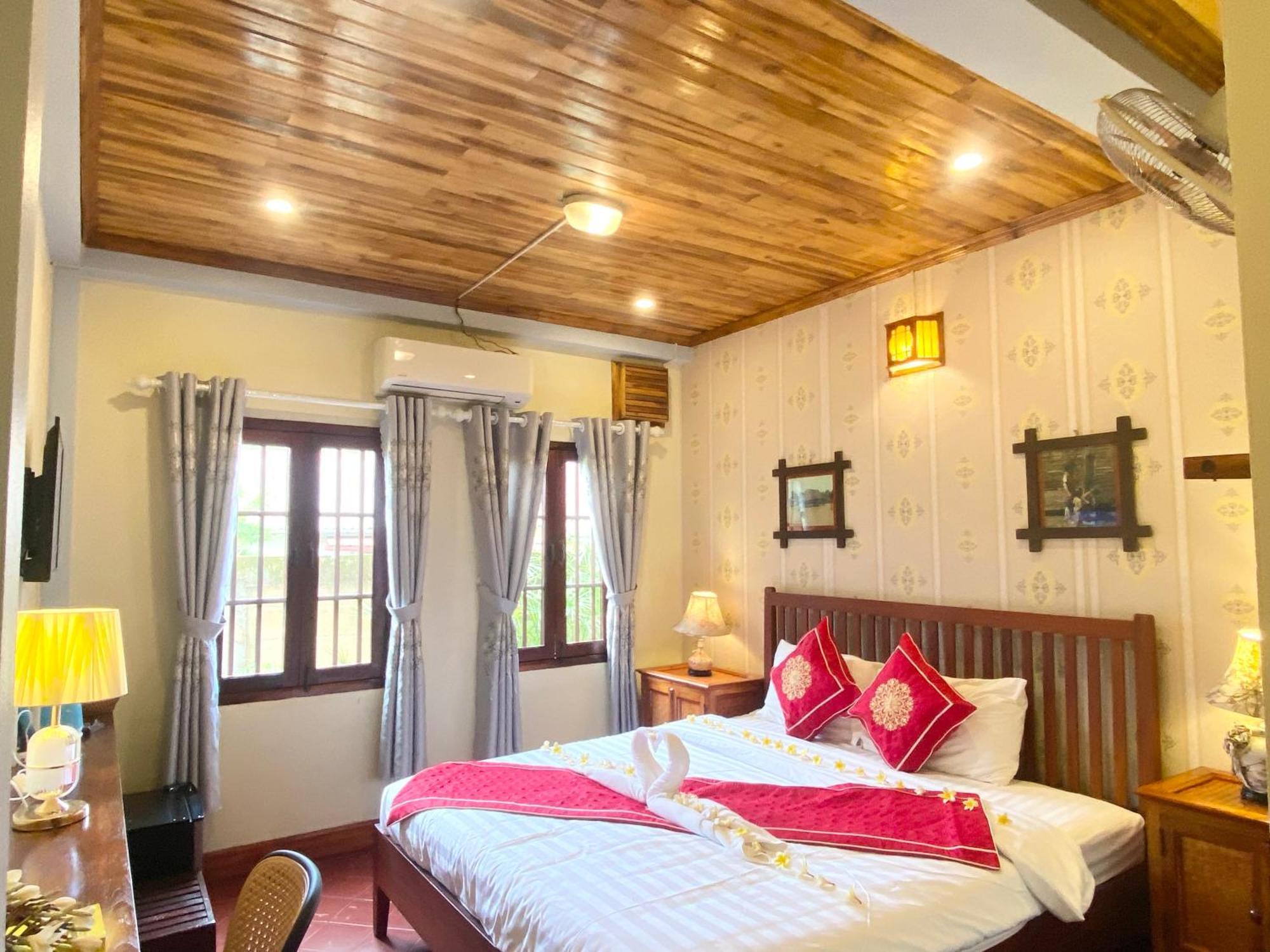 Golden Sun Boutique Hotel Luang Prabang Exterior photo