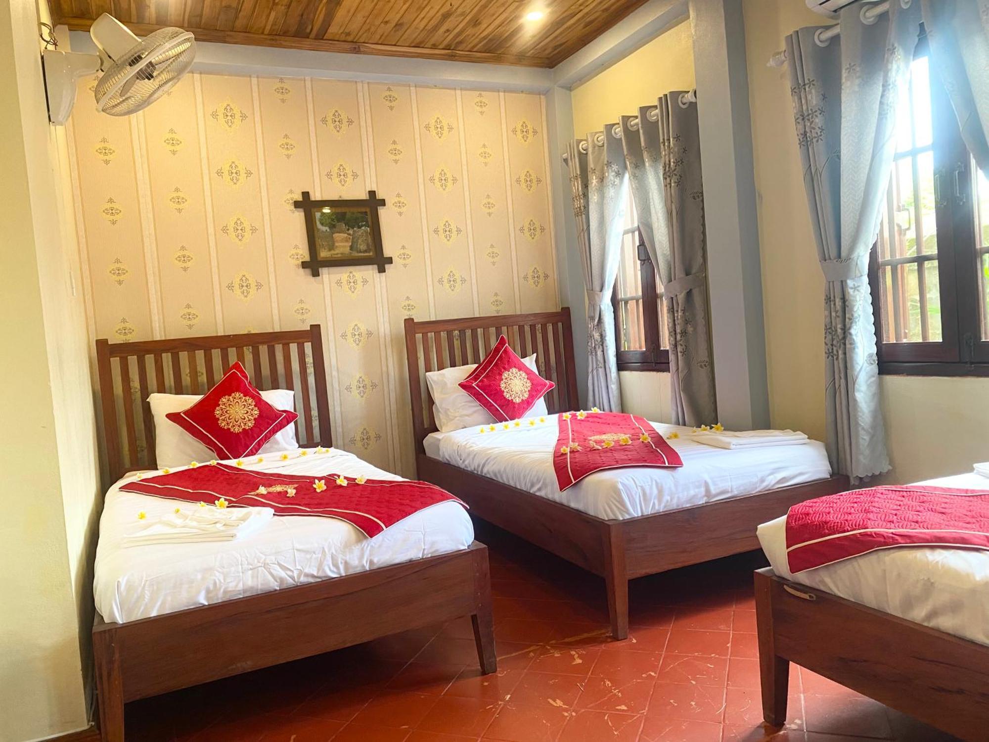 Golden Sun Boutique Hotel Luang Prabang Exterior photo