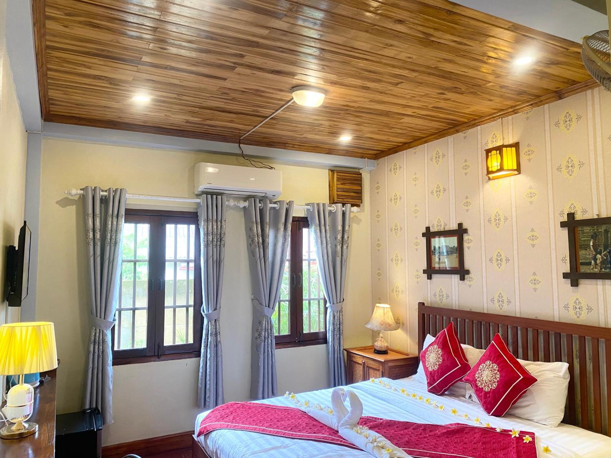 Golden Sun Boutique Hotel Luang Prabang Exterior photo