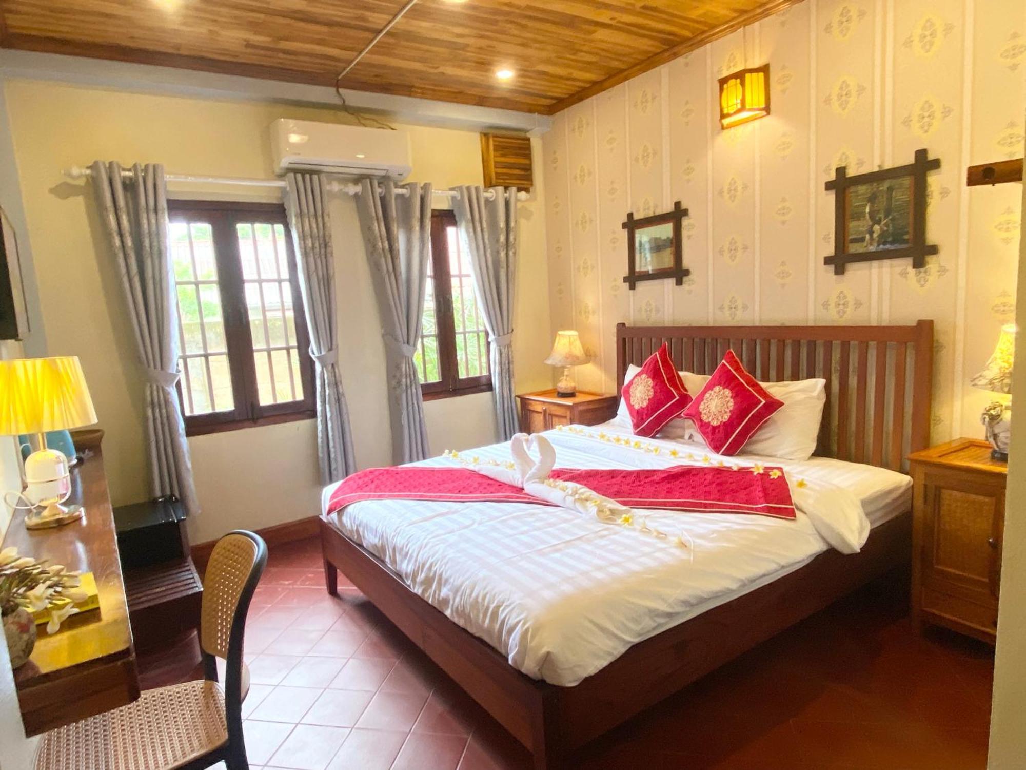 Golden Sun Boutique Hotel Luang Prabang Exterior photo