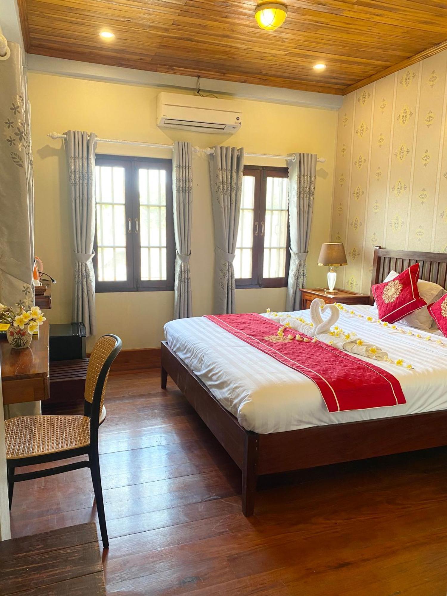 Golden Sun Boutique Hotel Luang Prabang Exterior photo