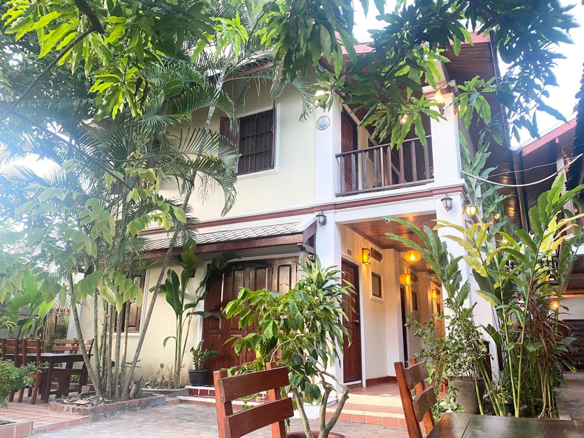 Golden Sun Boutique Hotel Luang Prabang Exterior photo